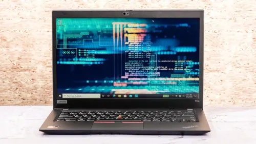 LENOVO THINKPAD T14 GEN3 2.2K Tactile RYZEN 5 6650U 2.90GHz | 16GB RAM | 256GB NVME SSD 