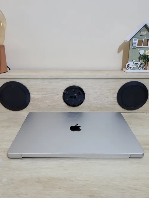MacBook Pro M1 Max 2021 | 16'' CPU 10 GPU 24 | 32GB RAM | 1TB SSD | CYCLES 79