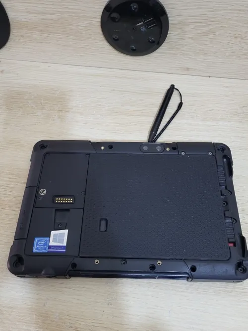 Tablette Getac TACTILE durcie étanche | INTEL ATOM X7 Z8700 @1.6GHz | 128 SSD | 4GB RAM | Win 10 Pro