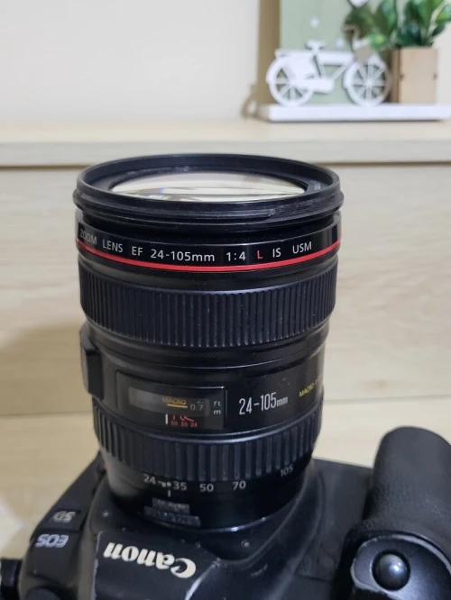 canon 5d mark ii + Canon EF 24-105mm f/4L IS USM