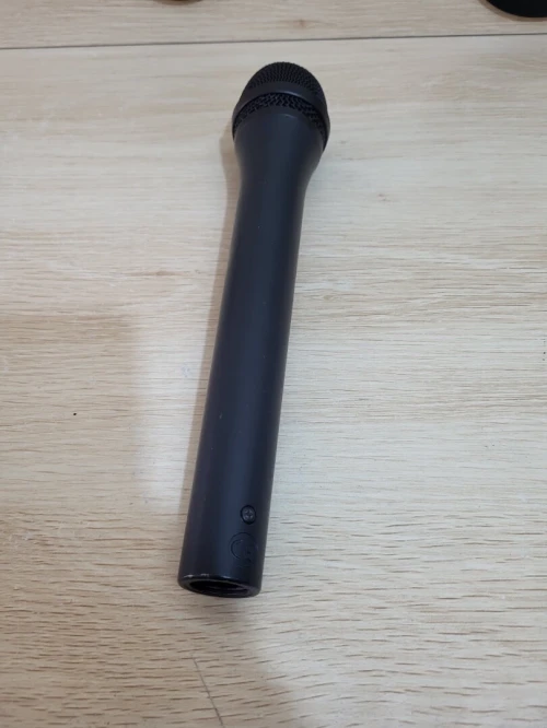 microphone Sennheiser MD 46 avec Fil - (48 DB, 40-18000 Hz, Cardioid, Unidirectionnel, 350 Ohm