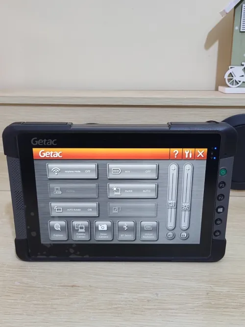 Tablette Getac TACTILE durcie étanche | INTEL ATOM X7 Z8700 @1.6GHz | 128 SSD | 4GB RAM | Win 10 Pro