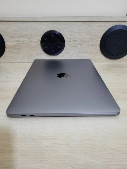 MacBook Pro M1 Gris Sideral | CPU M1 8C | 8GB RAM | 512GB SSD | COMPTAGE CYCLES 127 | MDM BYPASSED