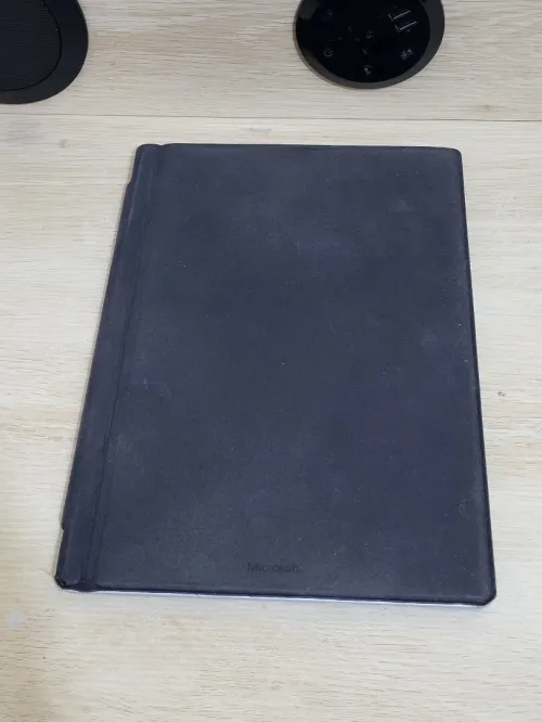 Surface Pro 7 + | i7 1165G7 | 32GB RAM | 1TB SSD | INTEL IRIS GRAPHICS