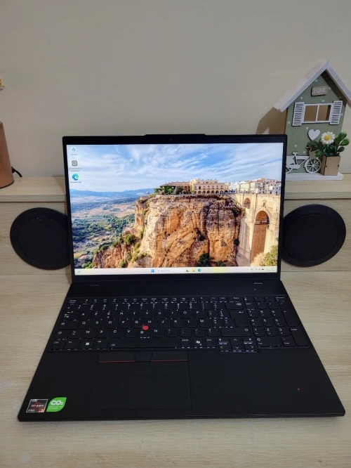 THINKPAD L16 | AMD RYZEN 5 7535U | 16GB RAM | 512GB NVMe SSD | AMD RADEON GRAPHICS