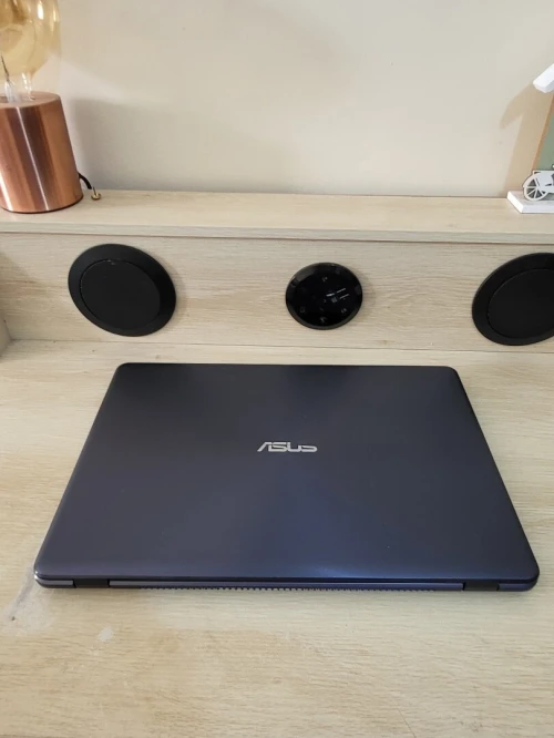 ASUS R542U 15.6'' FHD | INTEL Pentium CPU 4405U | NVIDIA 920MX 2GB | 8GB RAM | 128GB NVMe + 1TB HDD
