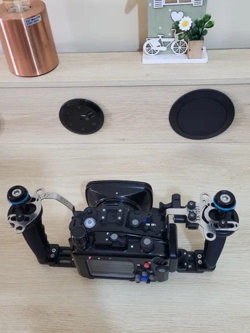 Caisson Sous-marin étanche Nauticam RX100 VII / 7 pack pro + Sony RX100 VII vidéos UHD 4K 30/24