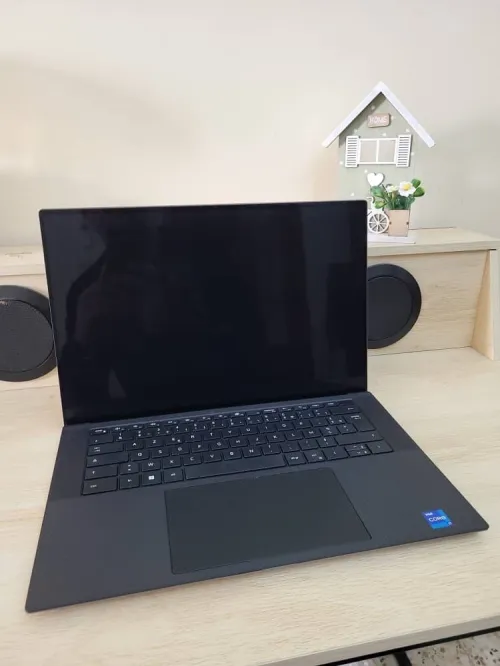 DELL PRECISION 5680 | OLED Tactile 4K | CORE i7-13800H | RTX 2000 ADA 8GB | 1To SSD | 64GB RAM
