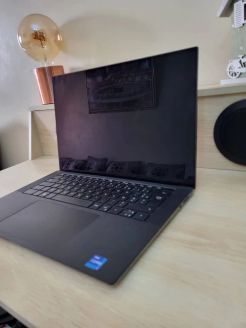 DELL PRECISION 5680 | OLED Tactile 4K | CORE i7-13800H | RTX 2000 ADA 8GB | 1To SSD | 64GB RAM