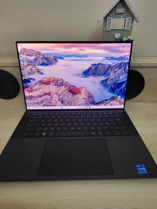 DELL PRECISION 5680 | OLED Tactile 4K | CORE i7-13800H | RTX 2000 ADA 8GB | 1To SSD | 64GB RAM