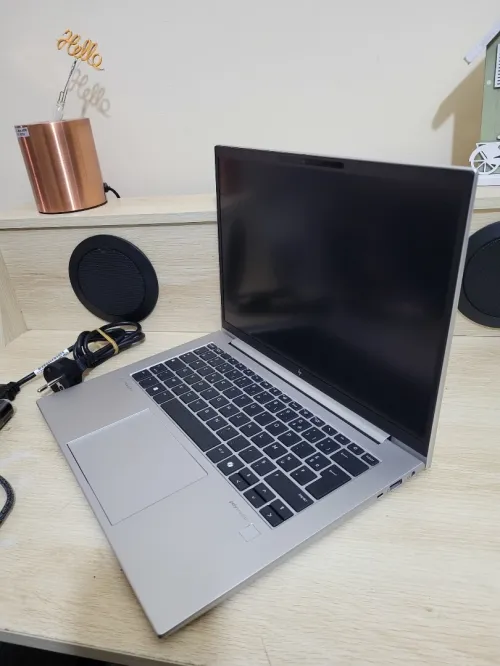 HP ELITEBOOK 845 G11 14'' FHD | RYZEN 5 8540U | 16GB RAM | 512GB NVMe | AMD RADEON 740M GRAPHICS