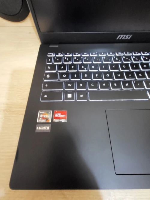 MSI MODERN 15.6'' FHD | RYZEN 7 7730U | 16GB RAM | 512GB NVMe SSD | AMD RADEON GRAPHICS