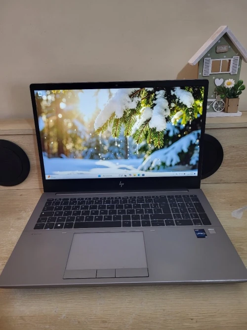 HP ZBook Fury G10 | CORE i7-13850HX | NVIDIA RTX A1000 4GB | 32GB RAM | 1To NVMe SSD | MOBILE WORKSTATION