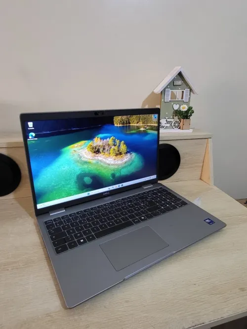 DELL LATITUDE 5550 | INTEL CORE ULTRA 5 135U | 16GB RAM | 512GB SSD | INTEL ARC GRAPHICS