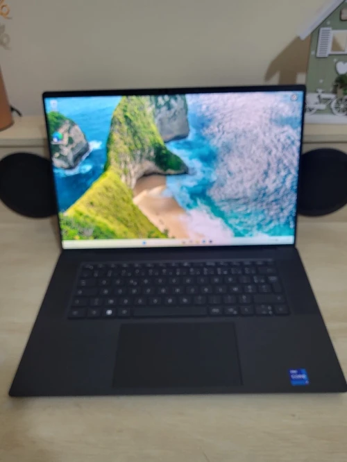 DELL PRECISION 5680 | CORE i7-13800H | RTX A1000 6GB | 512GB SSD | 32GB RAM