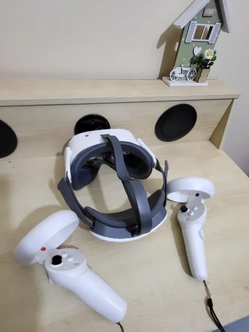 Casque Neo 3 Lunettes VR tout-en-un Jeu de réalité virtuelle qualité d'image 4K UHD Sans fil 256GB