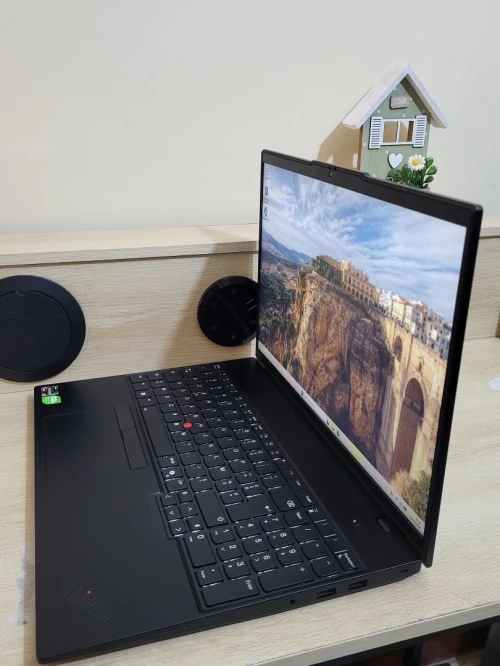 THINKPAD L16 | AMD RYZEN 5 7535U | 16GB RAM | 512GB NVMe SSD | AMD RADEON GRAPHICS