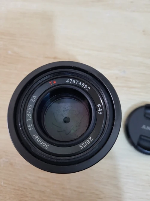 Objectif Sony FE 55mm F/1.8 ZEISS Sonnar T*