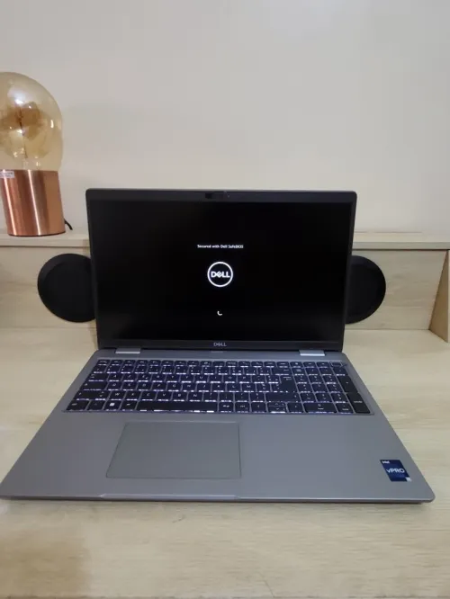 DELL LATITUDE 5540 15.6 FHD | CORE i7 1365U | 16GB RAM | 512GB NVMe SSD | INTEL IRIS XE GRAPHICS