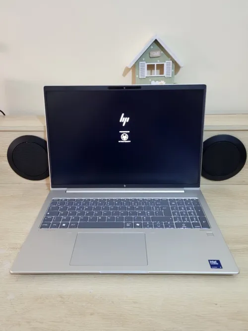 HP EliteBook 660 G11 16'' | CORE Ultra i5 125U | 16GB RAM | 512GB NVMe SSD | INTEL GRAPHICS