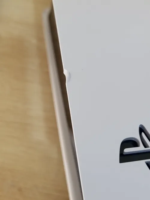 Sony Console PlayStation 5 Slim - UHD 8K - 1TB + 2 MANETTES - Édition Digital (VERSION SANS DISC DVD) (Modèle Slim) CFI-2016