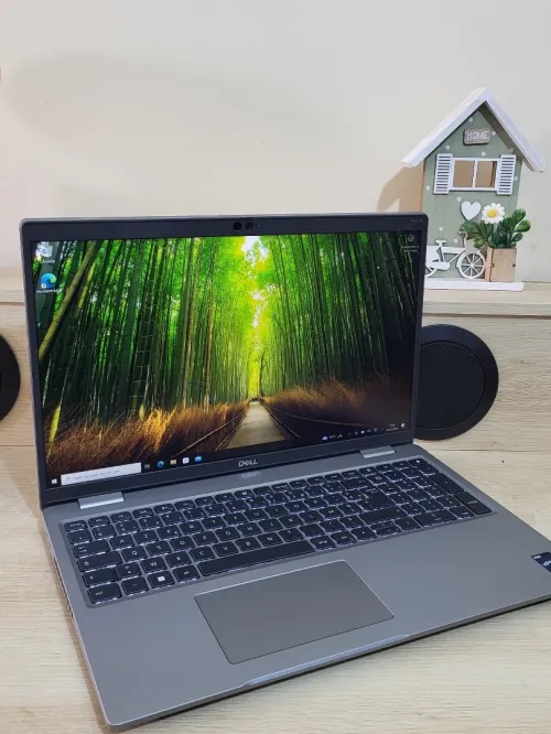DELL LATITUDE 5530 15.6 FHD | CORE i5 1245U vPRO | 16GB RAM | 512GB NVME SSD | INTEL IRIS XE