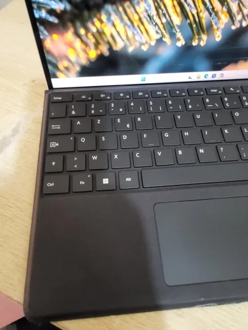 MICROSOFT SURFACE Pro 8 TACTILE - INTEL 11EME GEN i5-1145G7 - 16GB RAM - 256GB SSD - QHD 2880 x 1920