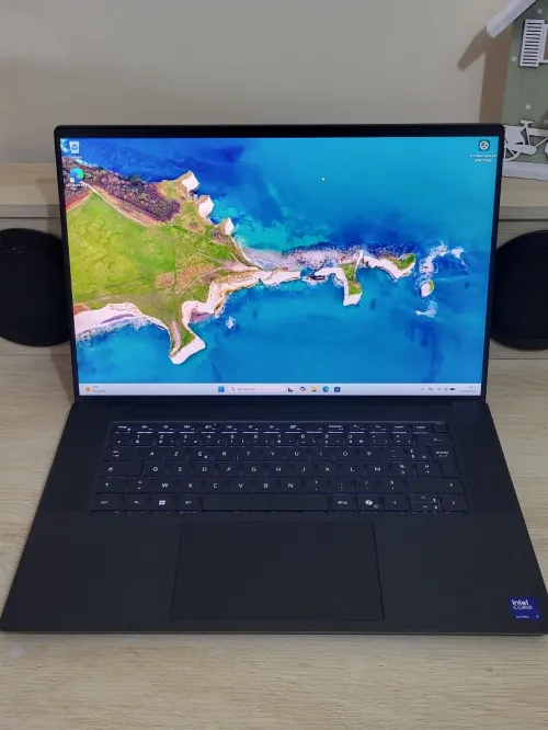 DELL PRECISION 5690 | CORE Ultra 7-165H | RTX 1000 ADA 6GB | 512GB NVMe SSD | 32GB RAM