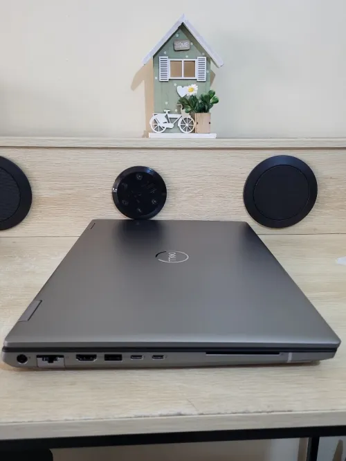 DELL PRECISION 7680 | CORE i9-13950HX | NVIDIA RTX 3500 ADA GENERATION 12GB GDDR6 | 64GB RAM | 1TB NVMe SSD | 2025