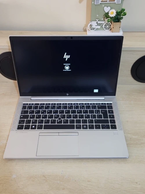 HP EliteBook 845 G8 14'' FHD | AMD RYZEN 5 PRO 5650U | 16GB RAM | 256GB NVMe SSD | AMD RADEON GRAPHICS