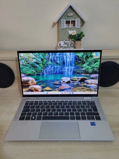 HP EliteBook X360 1030 G8 TACTILE 2-En-1 | CORE i7-1165G7 | 16GB RAM | 512GB NVME SSD | 4G LTE
