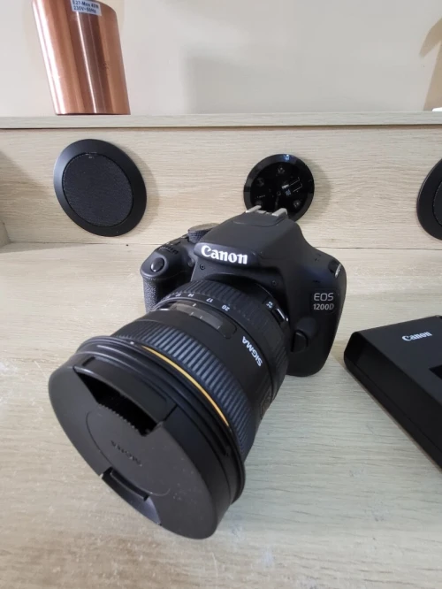 Canon EOS 1200D reflex 18.7 mpix + Objectif sigma 10 20mm 1 4 5.6 ex dc hsm