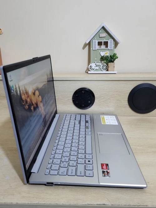 ASUS VivoBook Go 15 15.6 FHD | RYZEN 5 7520U | 16GB RAM | 512GB NVMe SSD | AMD RADEON GRAPHICS