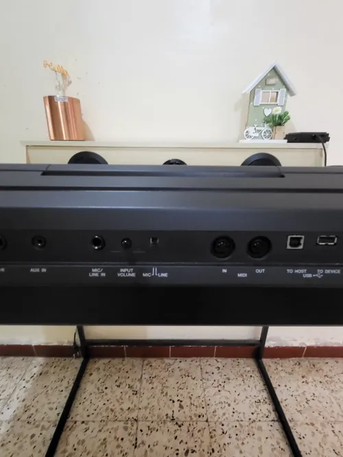 Yamaha PSR-S950 - Clavier arrangeur 61 notes