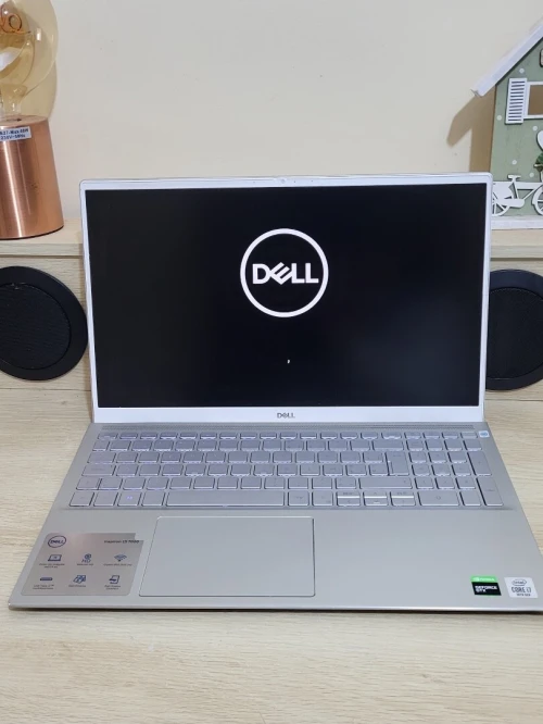 DELL INSPIRON 7501 | CORE i7-10750H | NVIDIA GeForce GTX 1650 4GB | 16GB RAM | 512GB NVMe SSD