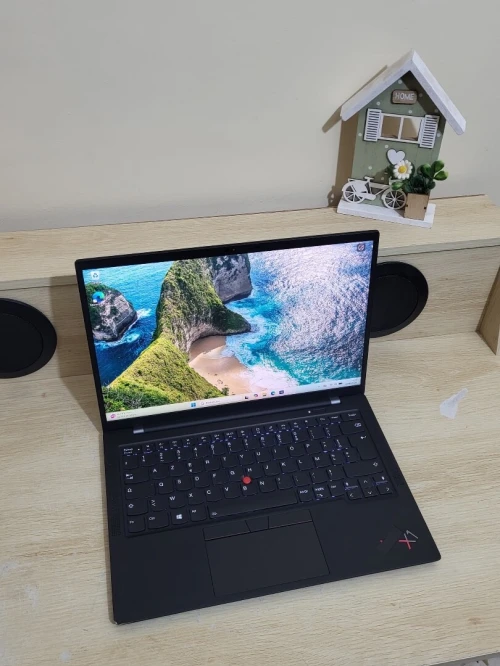Thinkpad X1 CARBON GEN 9 | EVO vPRO CORE i5 1145G7 | 8GB RAM | 256GB NVMe SSD | 4G LTE WIFI 6