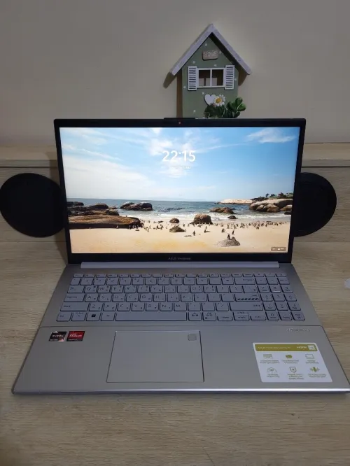 ASUS VivoBook Go 15 15.6 FHD | RYZEN 5 7520U | 16GB RAM | 512GB NVMe SSD | AMD RADEON GRAPHICS