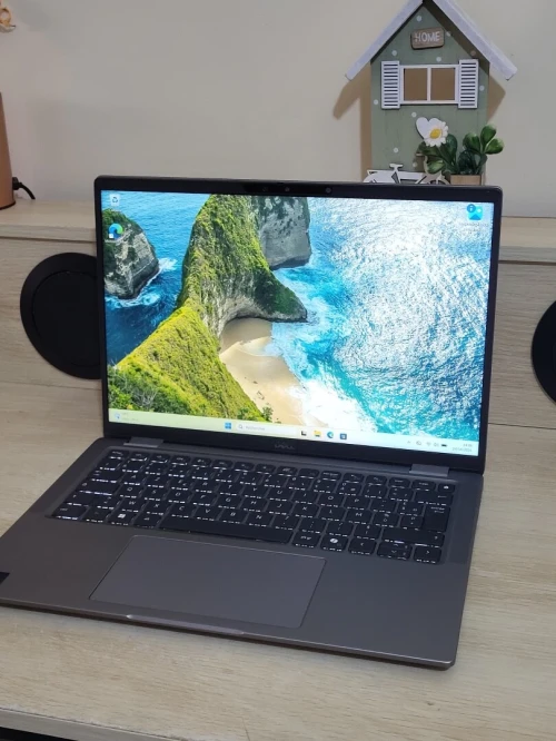 DELL LATITUDE 7450 | CORE ULTRA 5 135U | 16GB RAM | 256GB NVMe SSD | INTEL GRAPHICS