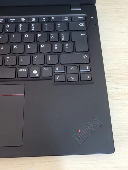 AI PC THINKPAD L13 GEN 6 | AMD RYZEN 5 PRO 215 w | 16GB RAM | 256GB NVMe SSD | AMD RADEON 740M 1GB |
