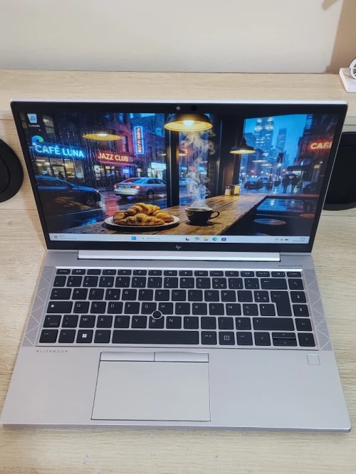 HP EliteBook 840 G8 | INTEL CORE i5 1145G7 | 16GB RAM | 512GB NVMe SSD | INTEL IRIS XE GRAPHICS
