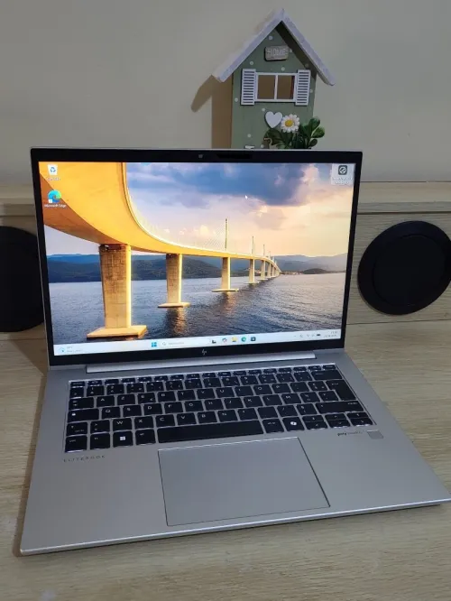HP ELITEBOOK 845 G11 14'' FHD | RYZEN 5 PRO 8540U | 16GB RAM | 512GB NVME SSD | AMD RADEON 740M GRAPHICS