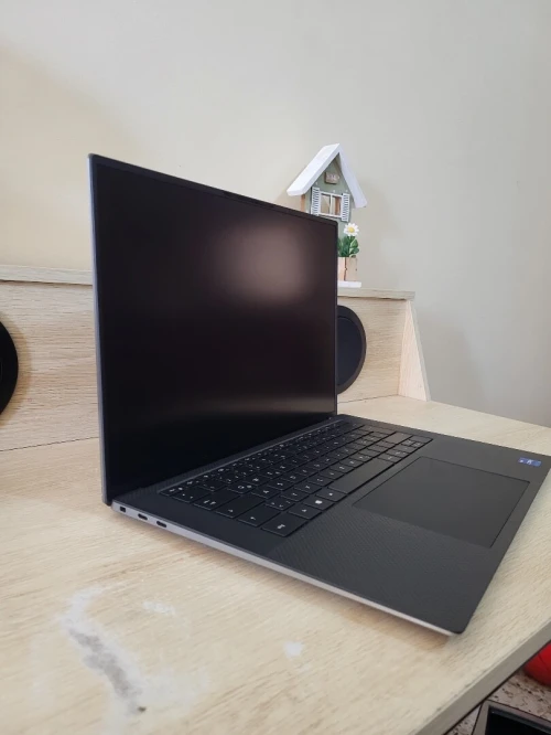 DELL PRECISION 5560 15.6 FHD + | CORE i7-11850H | RTX A2000 4GB | 1To NVMe | 32GB RAM | WORKSTATION