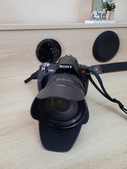 SONY Alpha DSLR-A230 Reflex + Objectif Sony A DT 16-50mm f/2.8 SSM