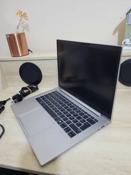 HP ELITEBOOK 845 G11 14'' FHD | RYZEN 5 8540U | 16GB RAM | 512GB NVMe | AMD RADEON 740M GRAPHICS