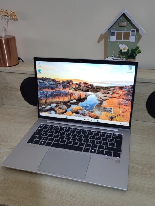 HP ELITEBOOK 845 G11 14'' FHD | RYZEN 5 PRO 8540U | 16GB RAM | 512GB NVME SSD | AMD RADEON 740M GRAPHICS