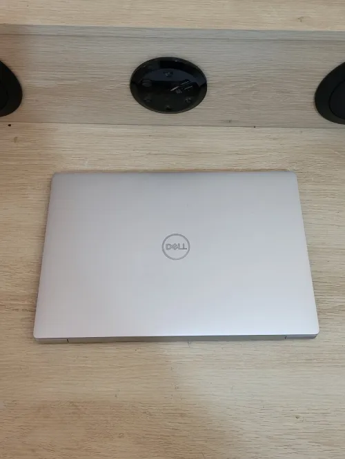 DELL XPS 9320 | EVO CORE i7-1260P | 16GB RAM | 512GB SSD | INTEL IRIS XE GRAPHICS