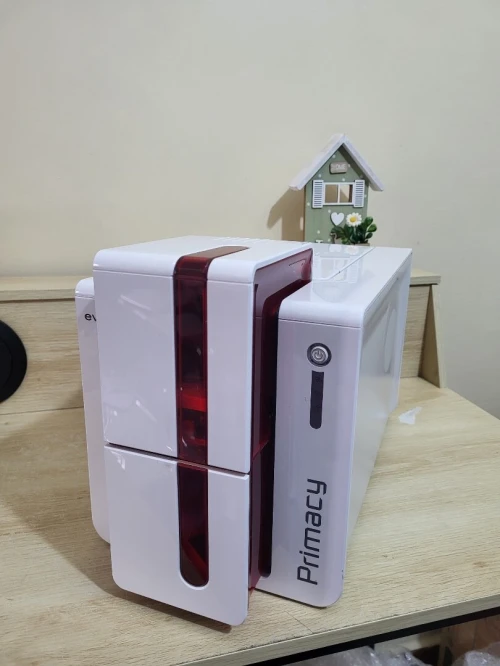 Evolis Primacy imprimante à cartes PVC - haut de gamme personnalisation de vos cartes et badges
