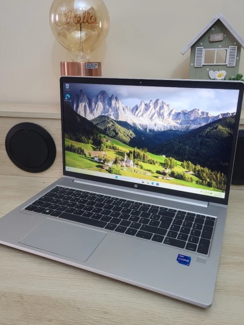 HP ProBook 450 G8 | CORE i7 1165G7 | 16GB RAM | 512GB SSD | INTEL Iris Xe GRAPHICS