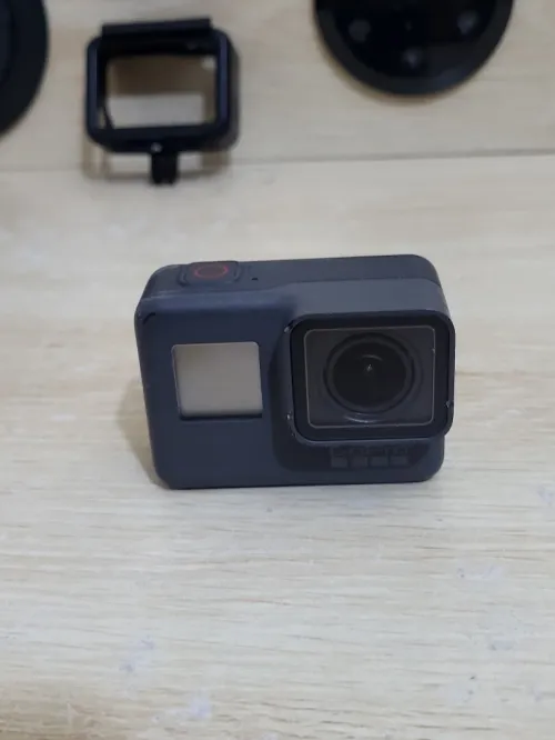 GoPro HERO | caméra d'action sportive et sous-marine étanche | vidéo 1440p et 1080p