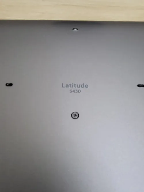 DELL LATITUDE 5430 | CORE i5 1245G7 | 16GB RAM | 512 SSD | INTEL IRIS Xe GRAPHICS